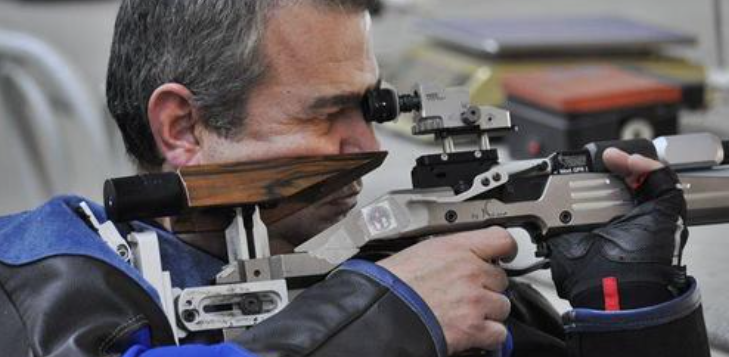 Έγραψε ιστορία ο Σωτήρης Γαλόγαυρος και  έκανε περήφανη την Κορινθία ! 